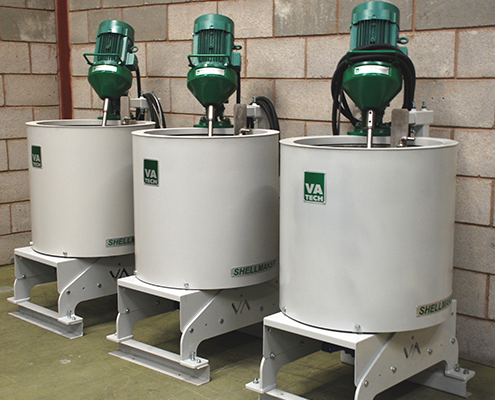 Tank and mixer